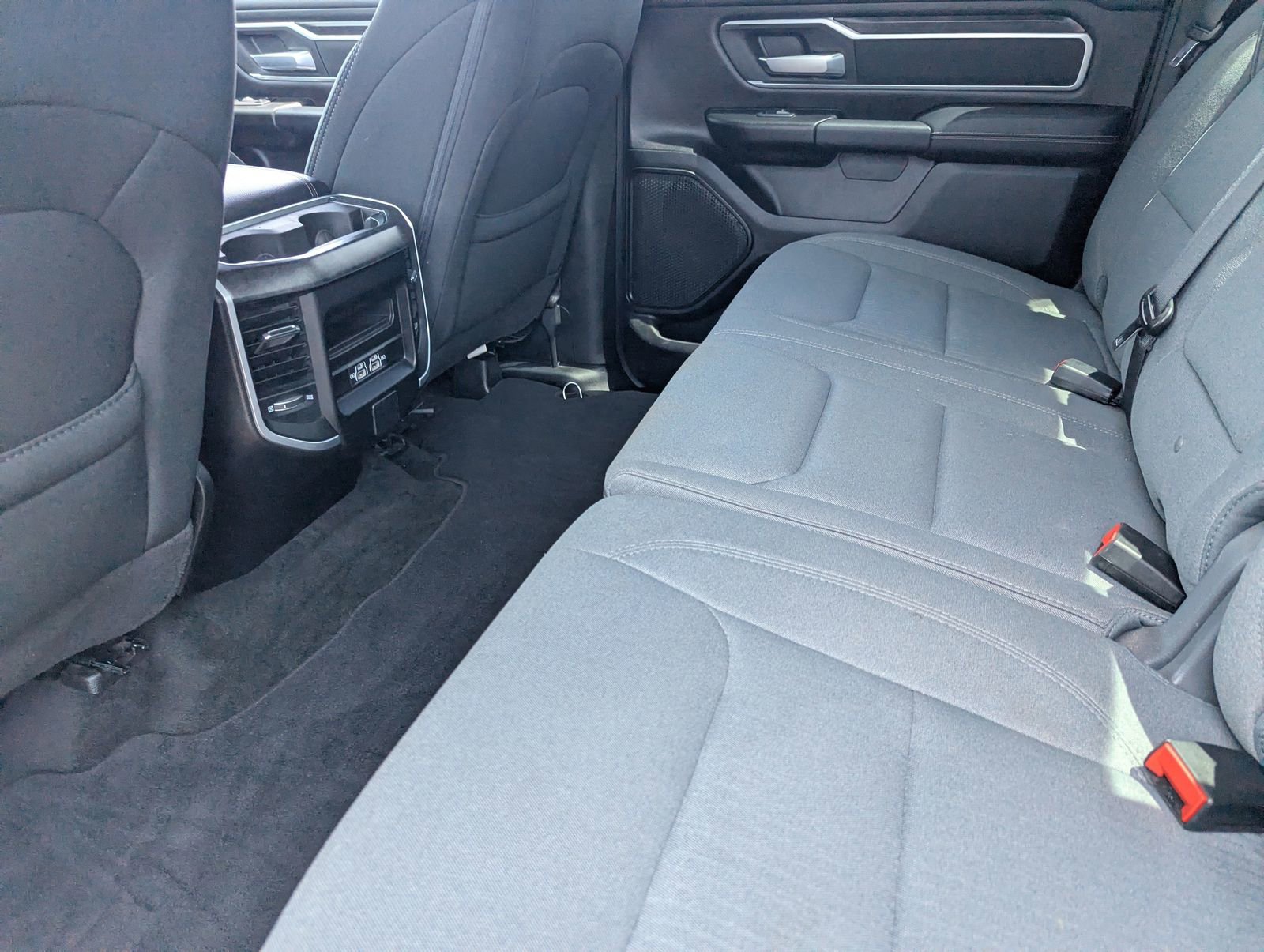 Used 2023 RAM 1500 Big Horn AWD/4WD image 15