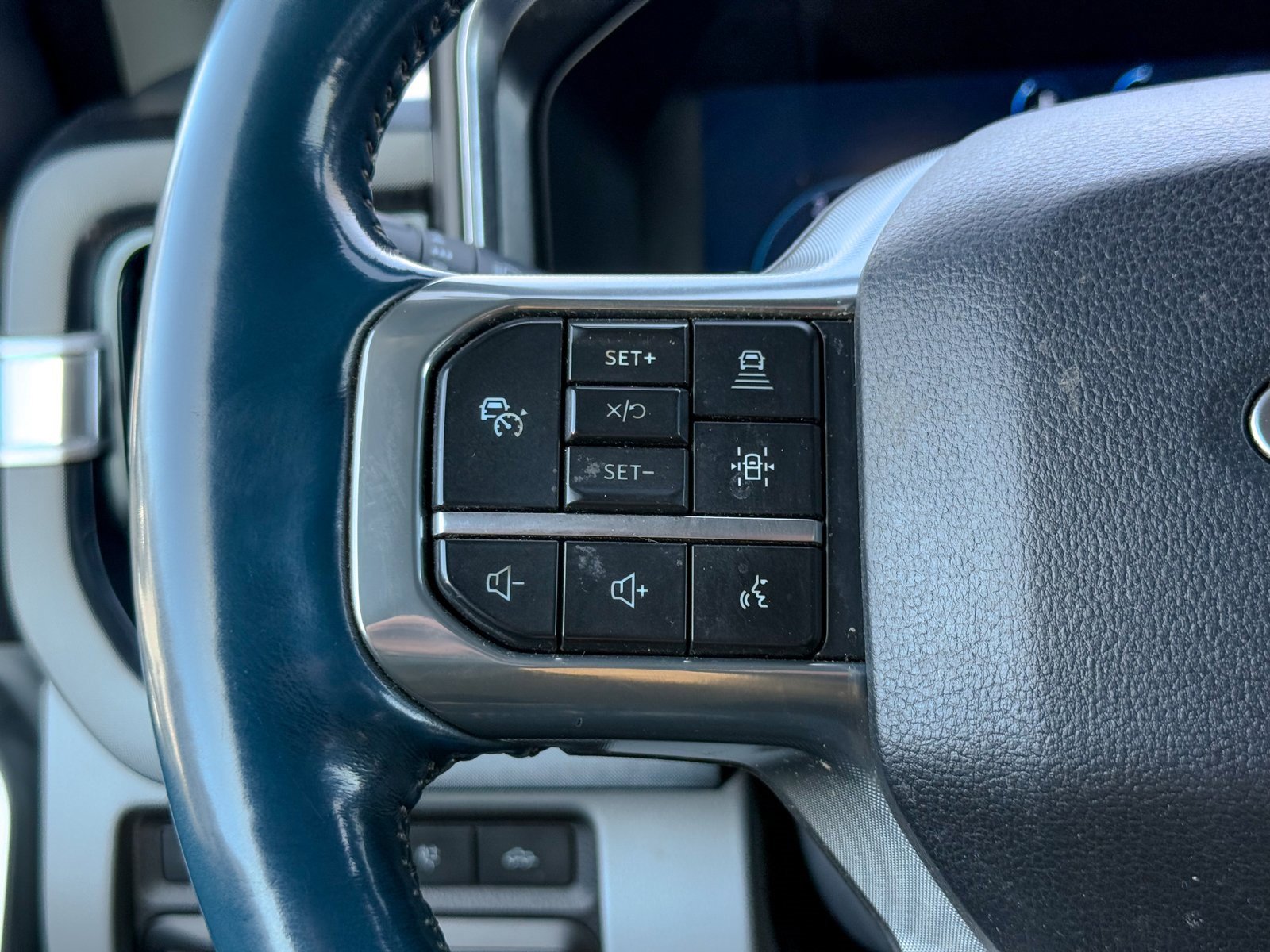 Certified 2024 Ford F350 Limited image 41