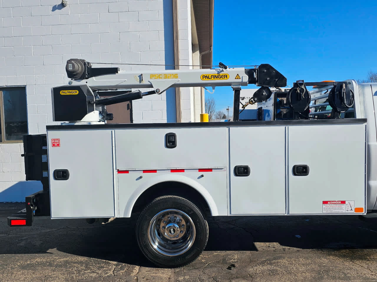 Used 2015 Ford F550 4x4 SuperCab Super Duty image 14