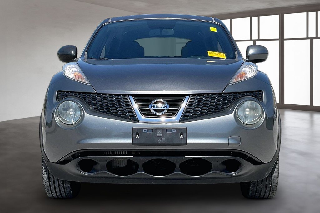 Used 2013 Nissan Juke S FWD image 2
