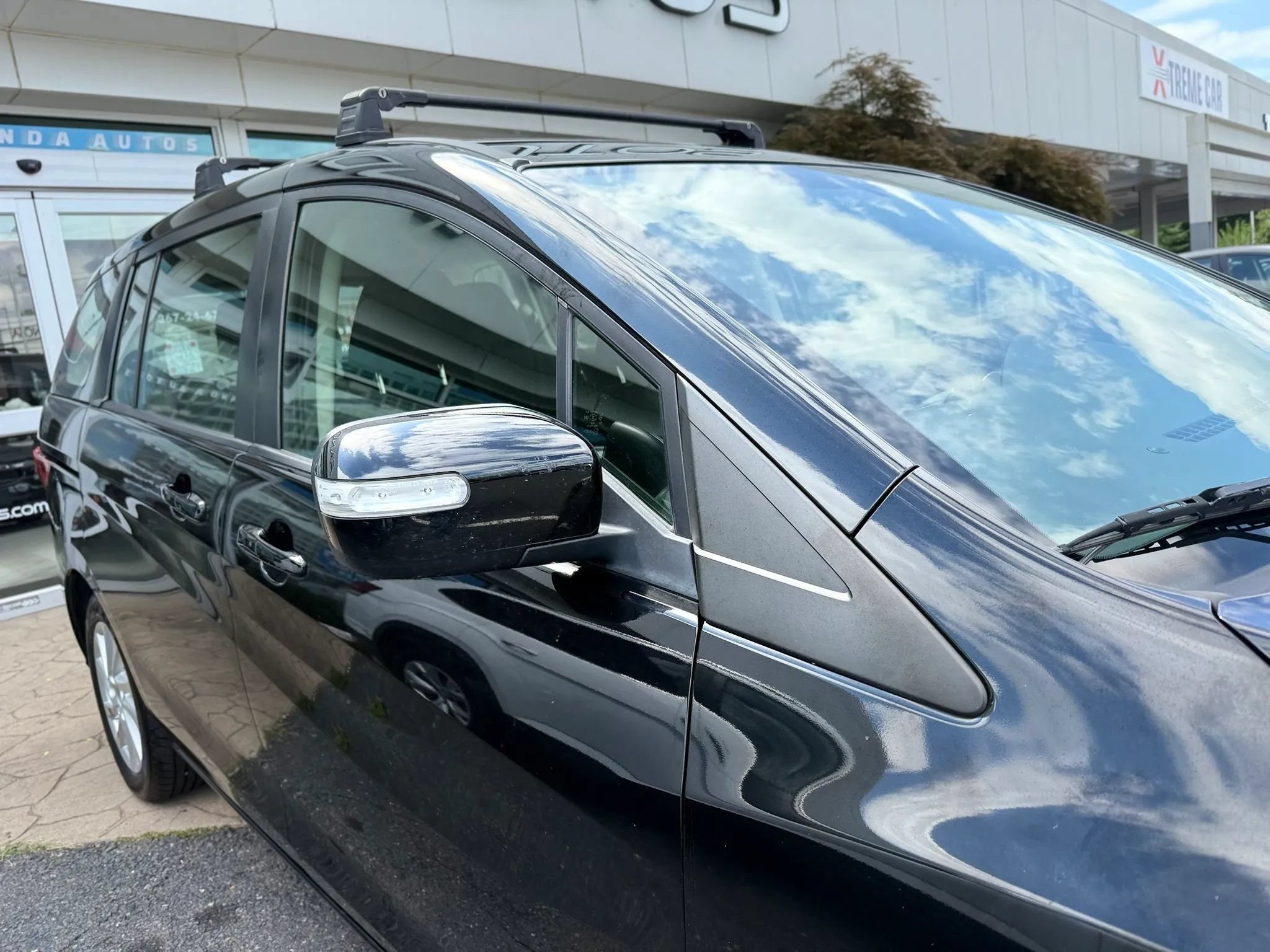 Used 2014 MAZDA MAZDA5 Sport FWD image 39