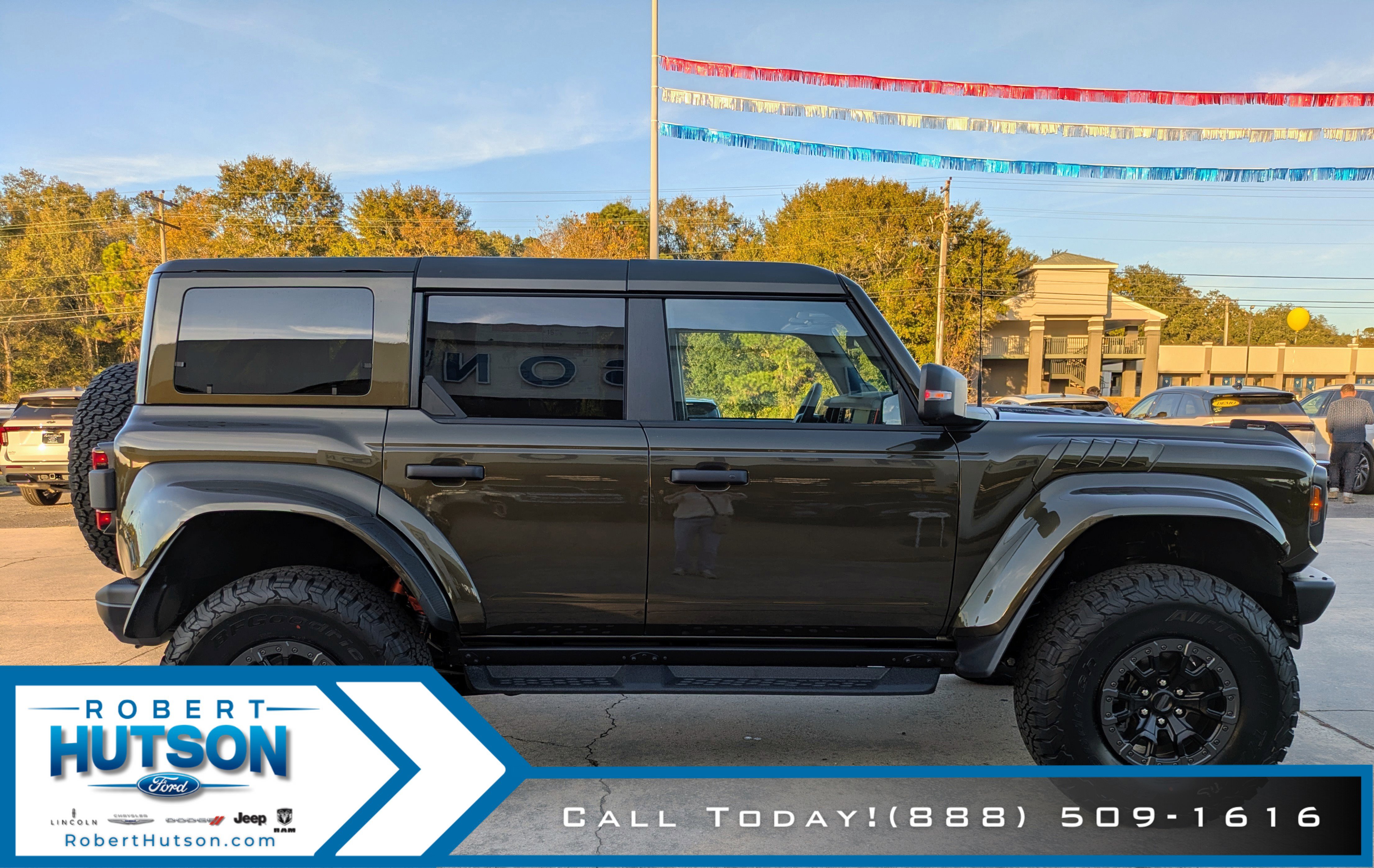 New 2025 Ford Bronco Raptor image 7