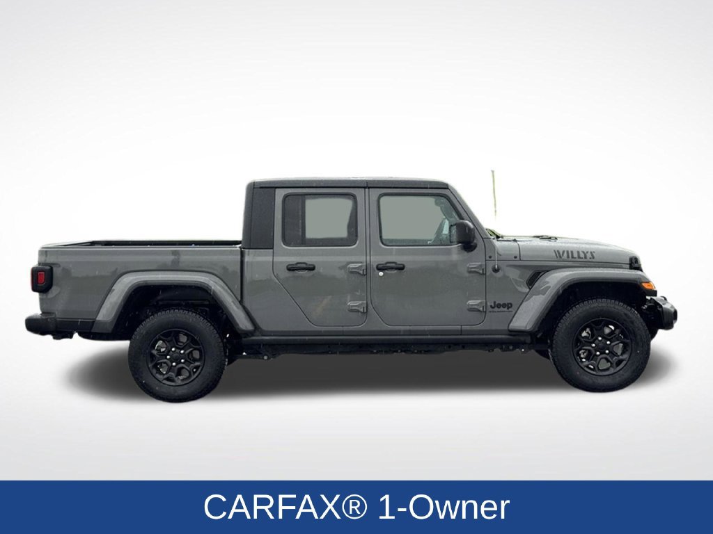 Used 2023 Jeep Gladiator Sport AWD/4WD image 2