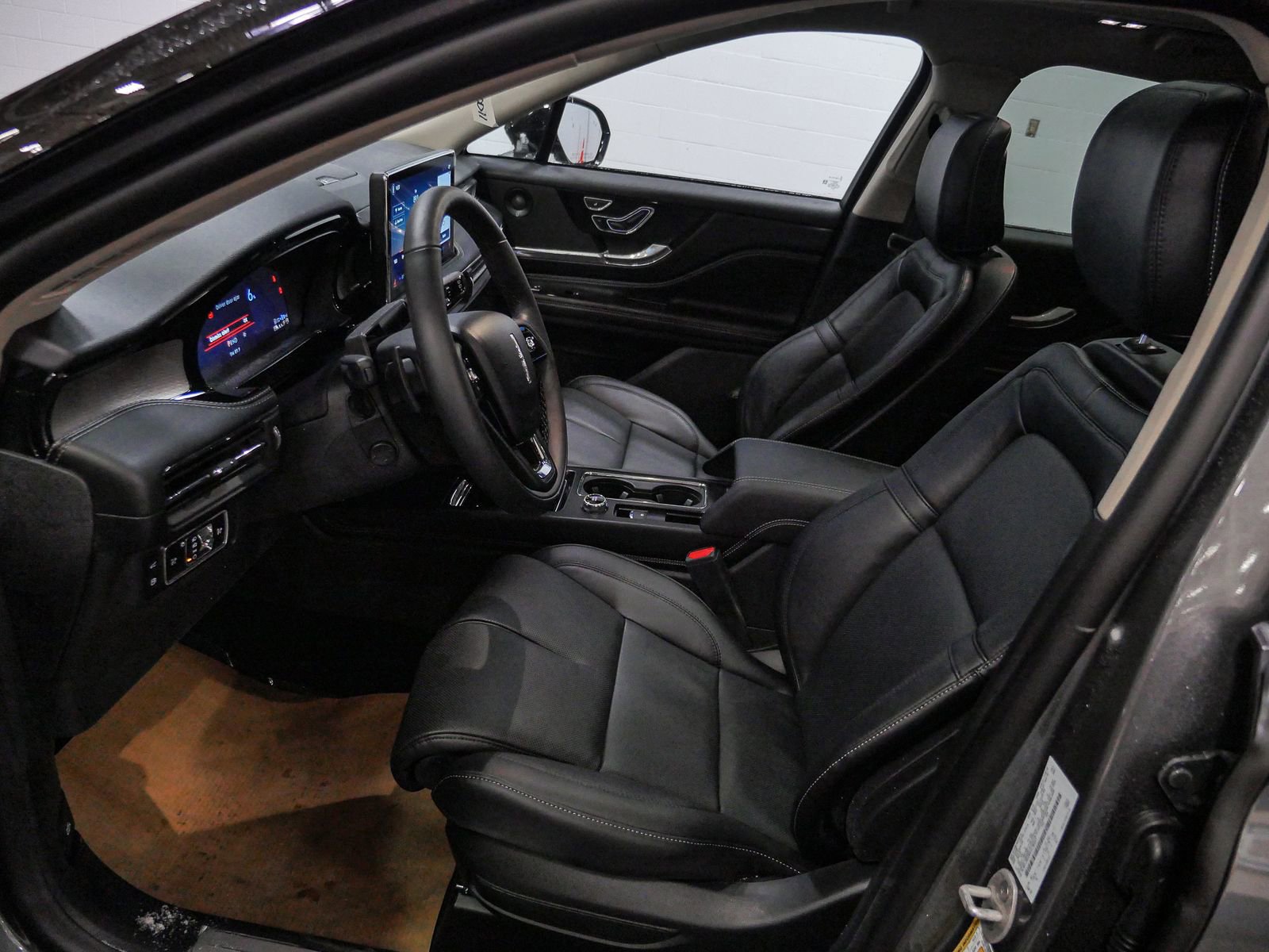 New 2025 Lincoln Corsair Grand Touring w/ Equipment Group 302A image 21