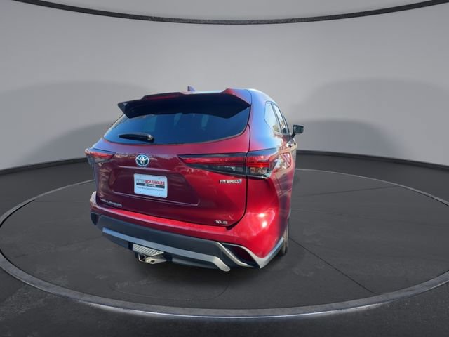 Used 2023 Toyota Highlander XLE image 13