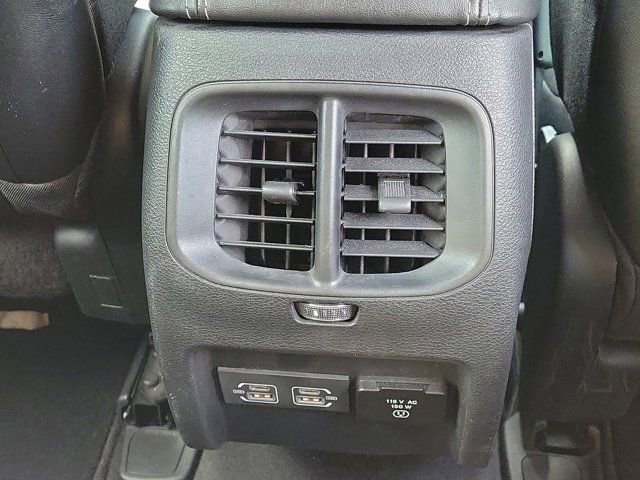 Used 2022 Jeep Cherokee Latitude Lux AWD/4WD image 6