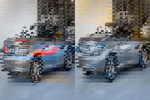 Used 2013 Mercedes-Benz SLK 250 image 14