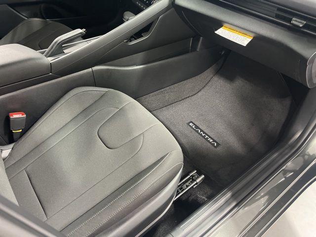 New 2026 Hyundai Elantra Sport image 21