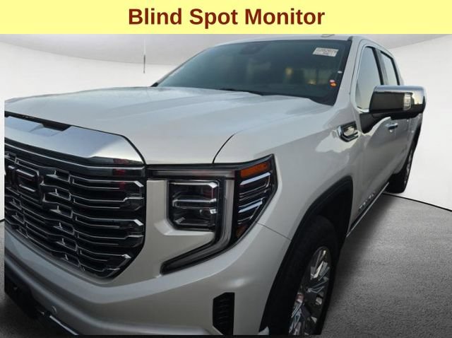 Used 2023 GMC Sierra 1500 Denali w/ Technology Package AWD/4WD image 5