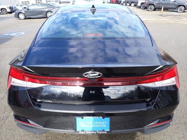 Used 2023 Hyundai Elantra SEL image 5
