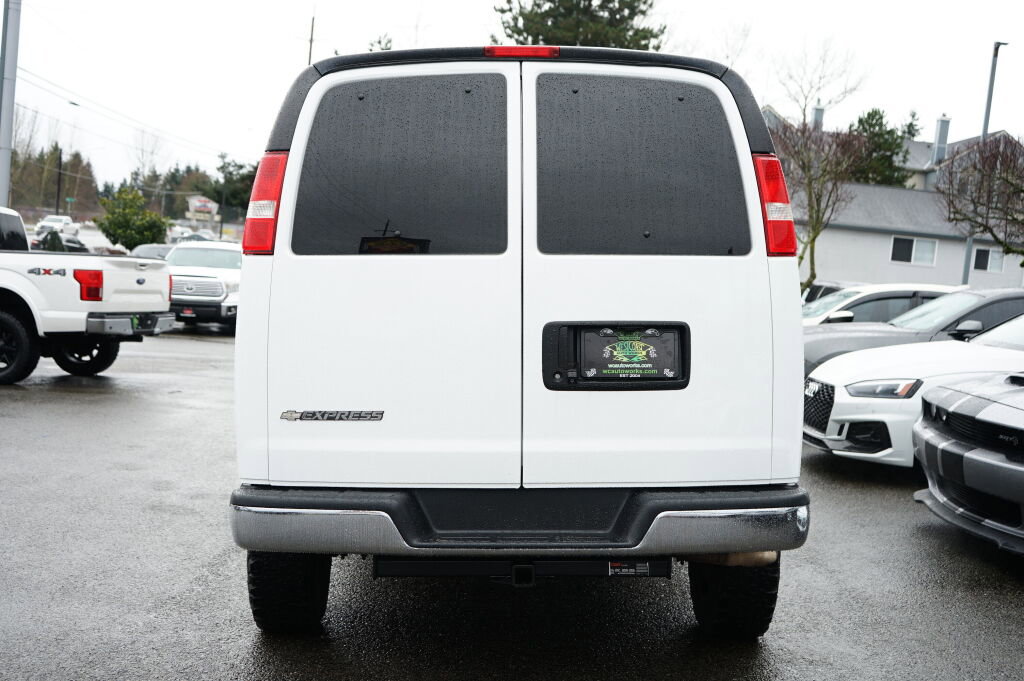 Used 2019 Chevrolet Express 3500 LT w/ LT Preferred Equipment Group image 4