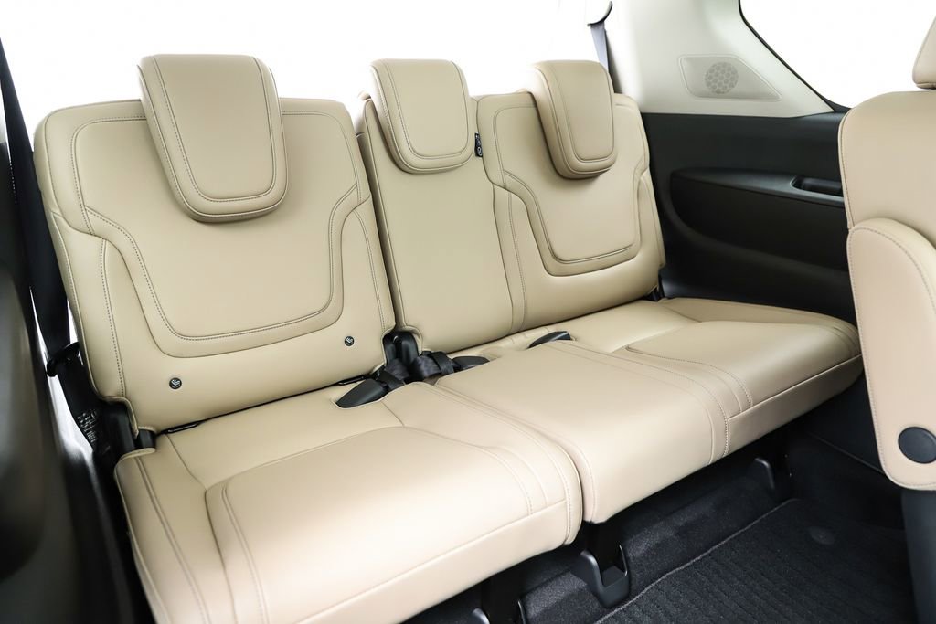 New 2026 INFINITI QX80 Pure w/ Cargo Package AWD/4WD image 41
