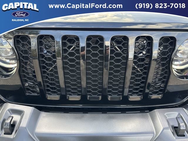 Used 2022 Jeep Gladiator Willys image 10