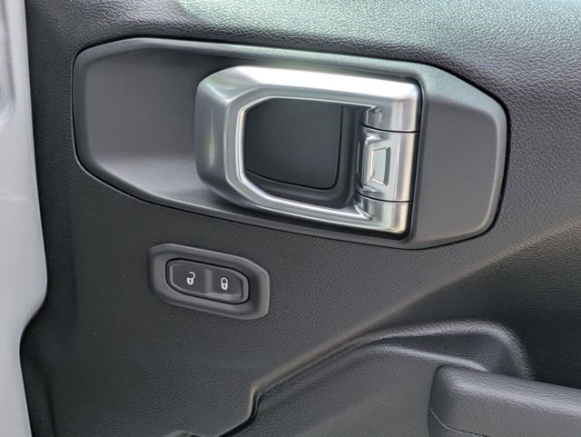 New 2026 Jeep Wrangler Unlimited Sport image 32