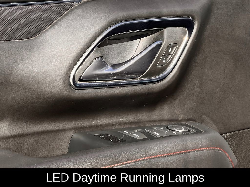 Used 2024 Chevrolet Suburban RST w/ Luxury Package image 28