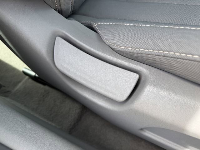 Used 2025 Hyundai Elantra SEL image 29