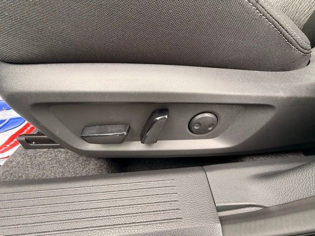 New 2026 Nissan Rogue SV w/ Cold Weather Package AWD/4WD image 13