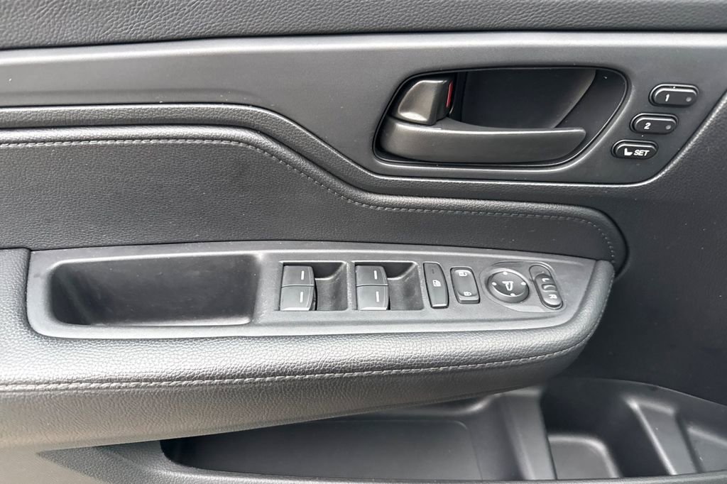 Certified 2024 Honda Odyssey Sport image 11