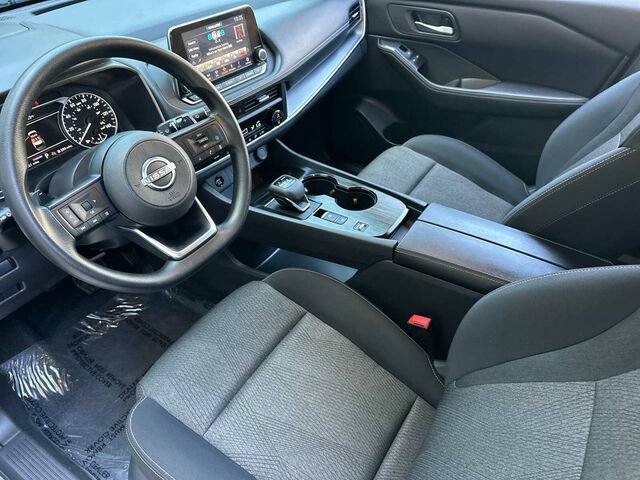 Used 2024 Nissan Rogue SV FWD image 10