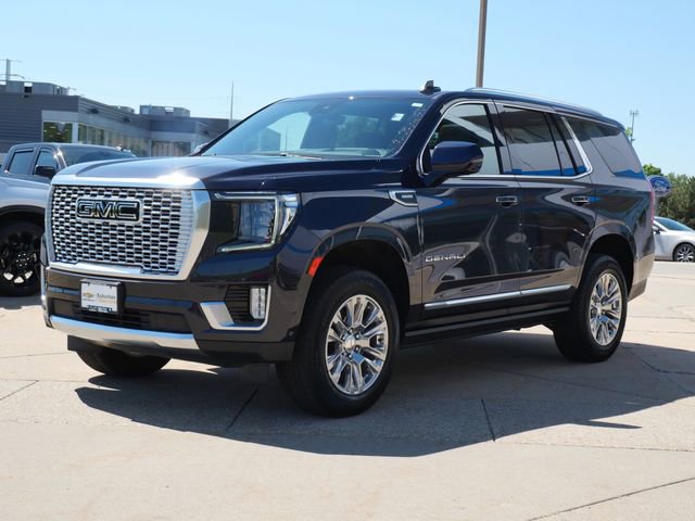 Used 2023 GMC Yukon Denali w/ Denali Reserve Package AWD/4WD image 3