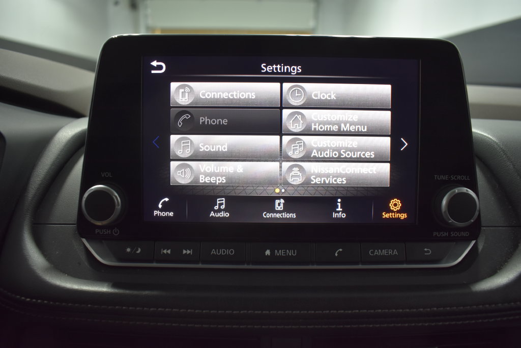 Used 2023 Nissan Rogue SV FWD image 22