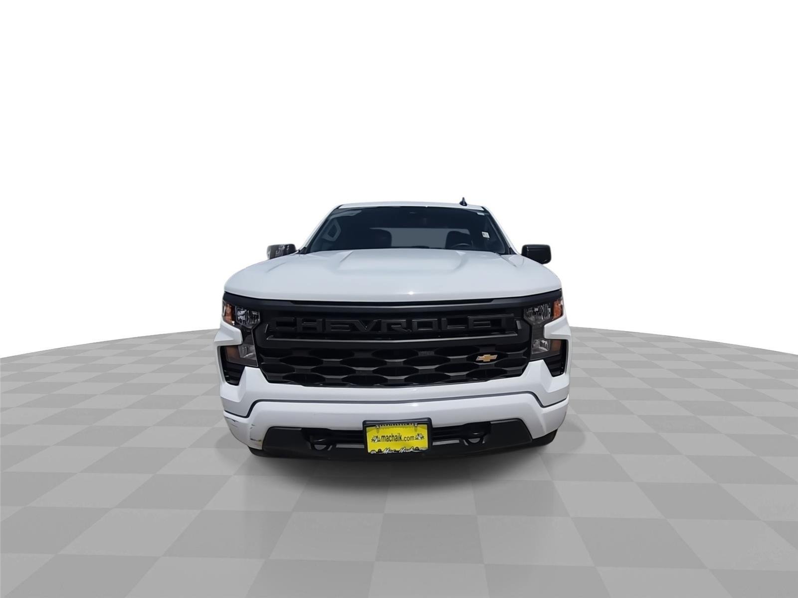 Certified 2025 Chevrolet Silverado 1500 Custom RWD image 3