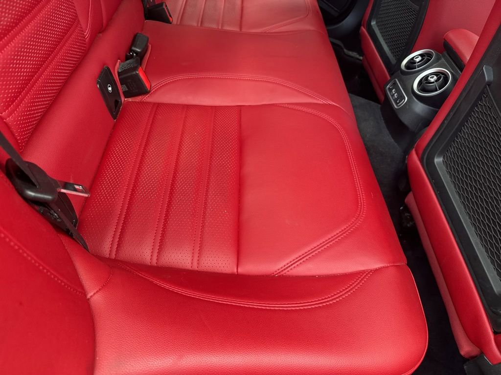 Used 2023 Alfa Romeo Giulia Veloce image 59