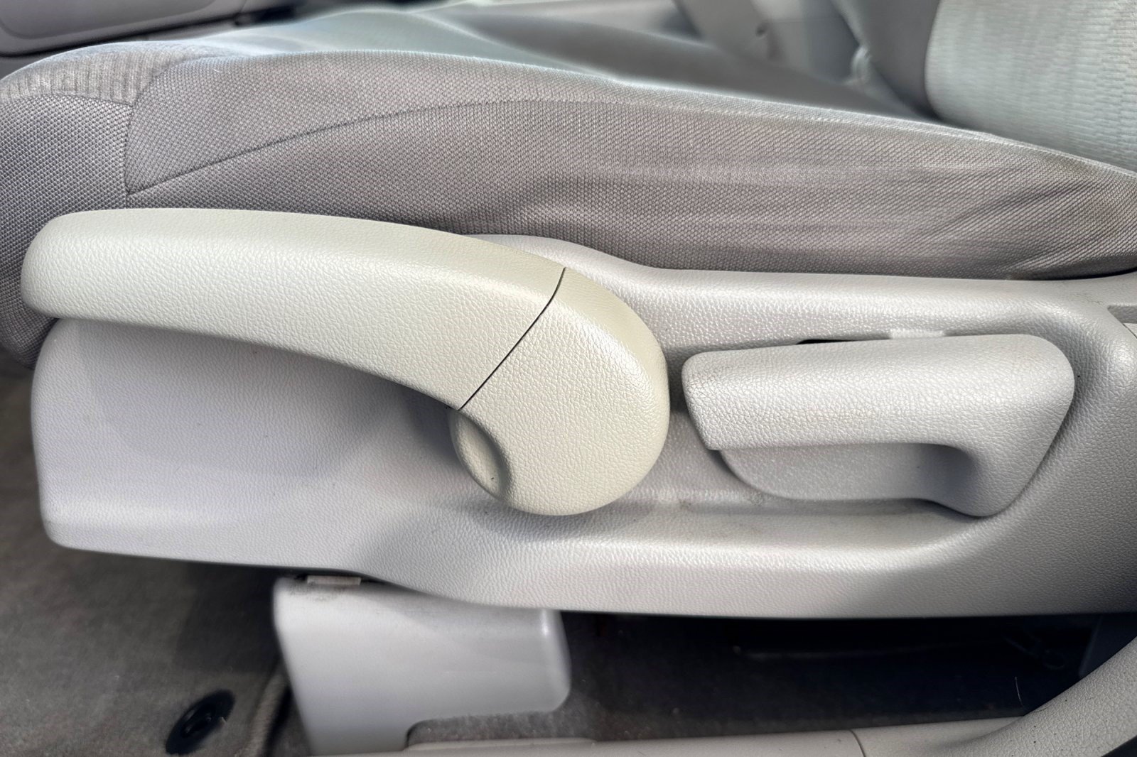 Used 2013 Honda CR-V LX image 14