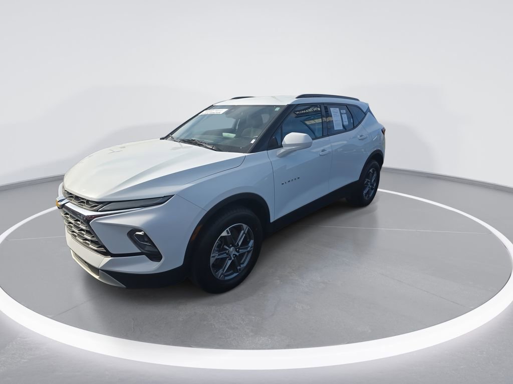 Used 2023 Chevrolet Blazer LT w/ Convenience Package image 4