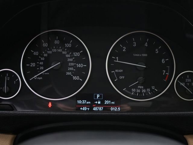 Used 2018 BMW 320i Sedan RWD image 9
