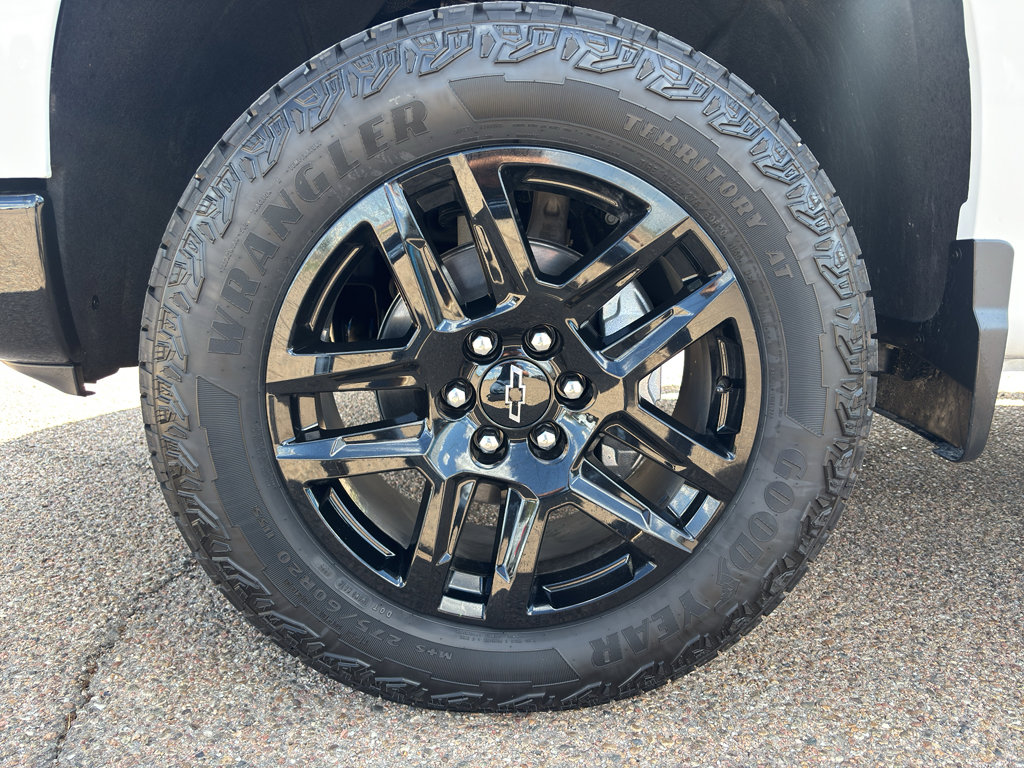 Used 2026 Chevrolet Silverado 1500 LT Trail Boss w/ LT Trail Boss Premium Package AWD/4WD image 19