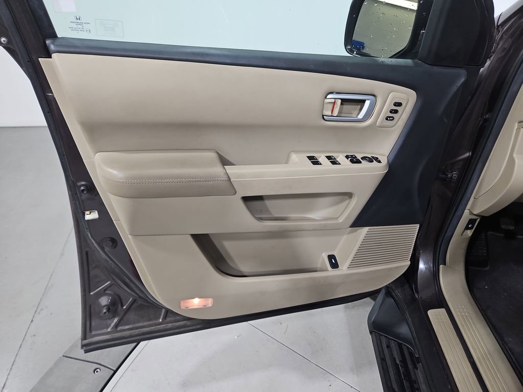 Used 2012 Honda Pilot Touring image 10