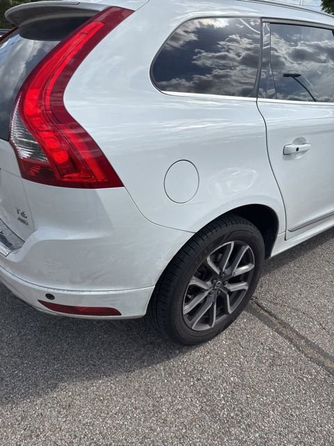 Used 2016 Volvo XC60 T6 Platinum image 6