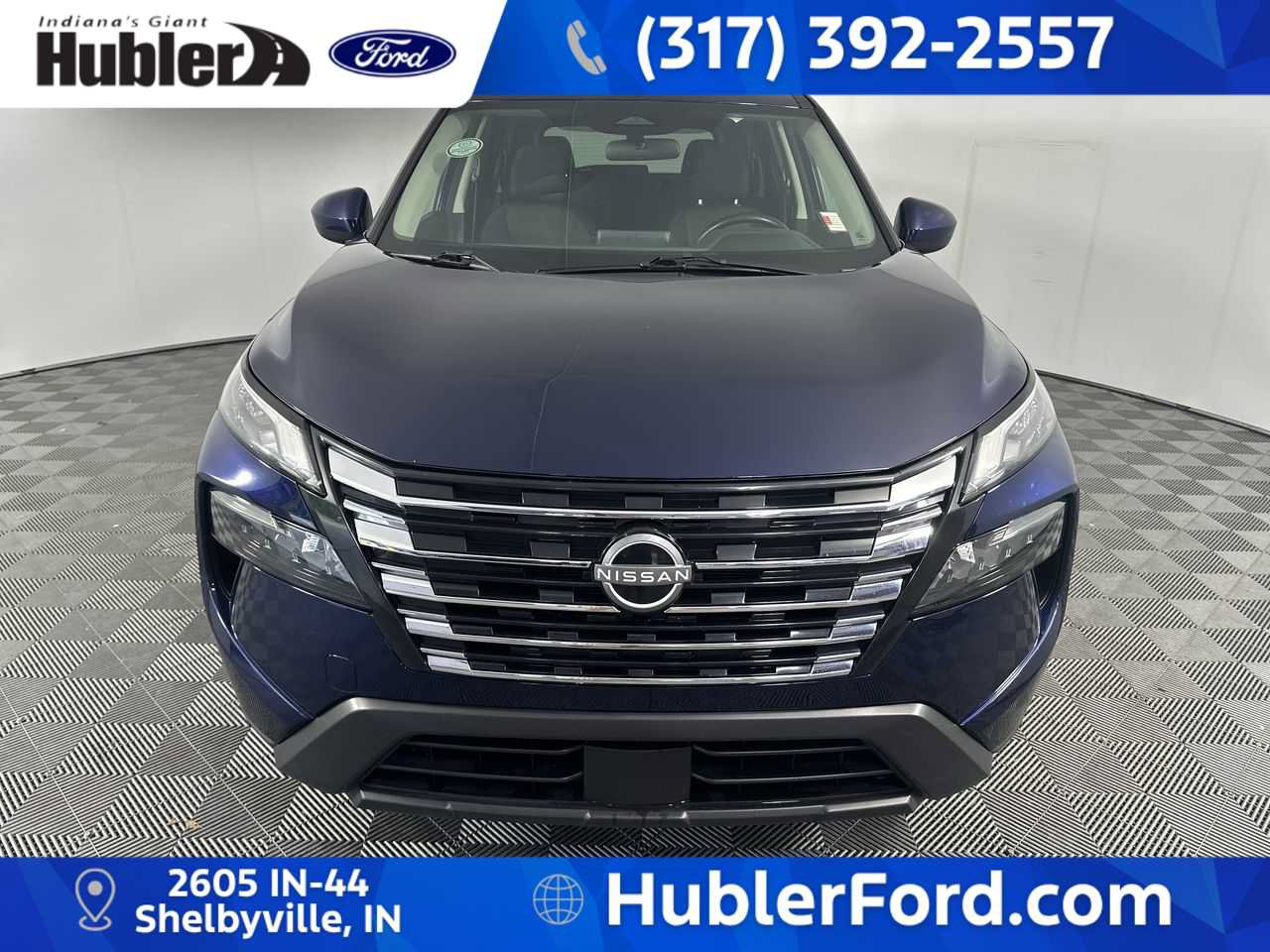 Used 2025 Nissan Rogue SV AWD/4WD image 3