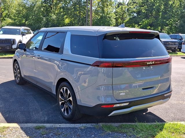 Certified 2024 Kia Carnival EX FWD image 4