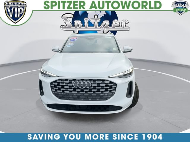Used 2025 Audi Q5 Premium Plus w/ Premium Plus AWD/4WD image 3