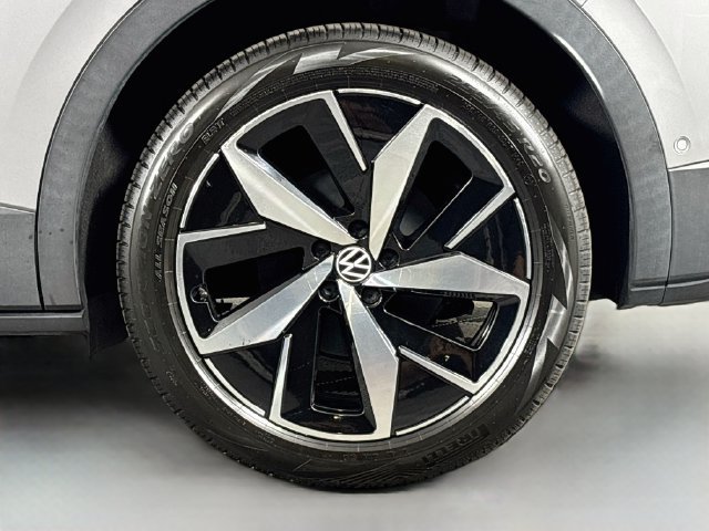 Used 2023 Volkswagen ID.4 Pro S AWD/4WD image 34