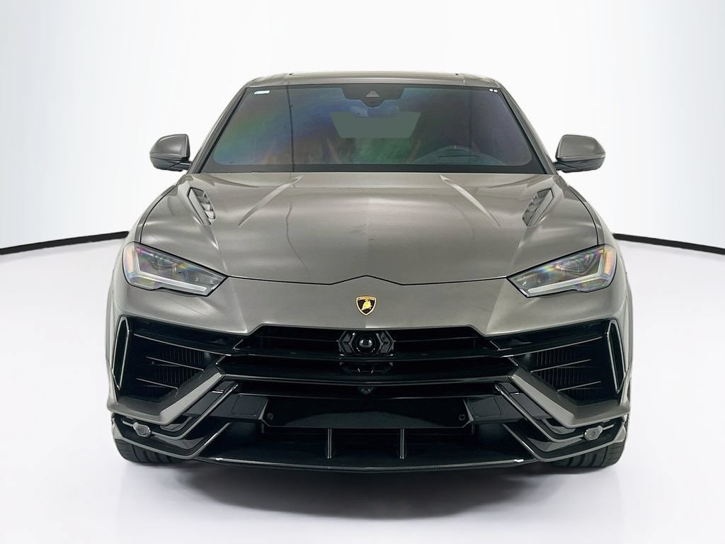 Used 2024 Lamborghini Urus Performante AWD/4WD image 2