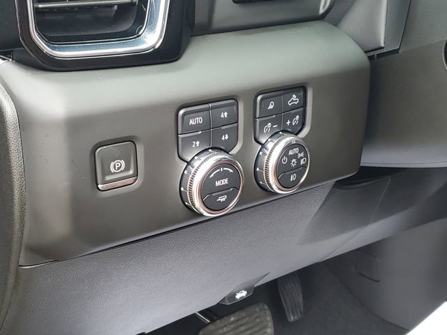 Used 2024 GMC Sierra 1500 Denali Ultimate AWD/4WD image 9
