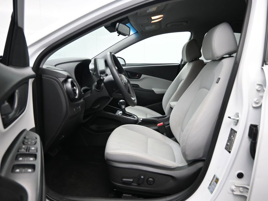 Used 2023 Hyundai Kona SEL image 25