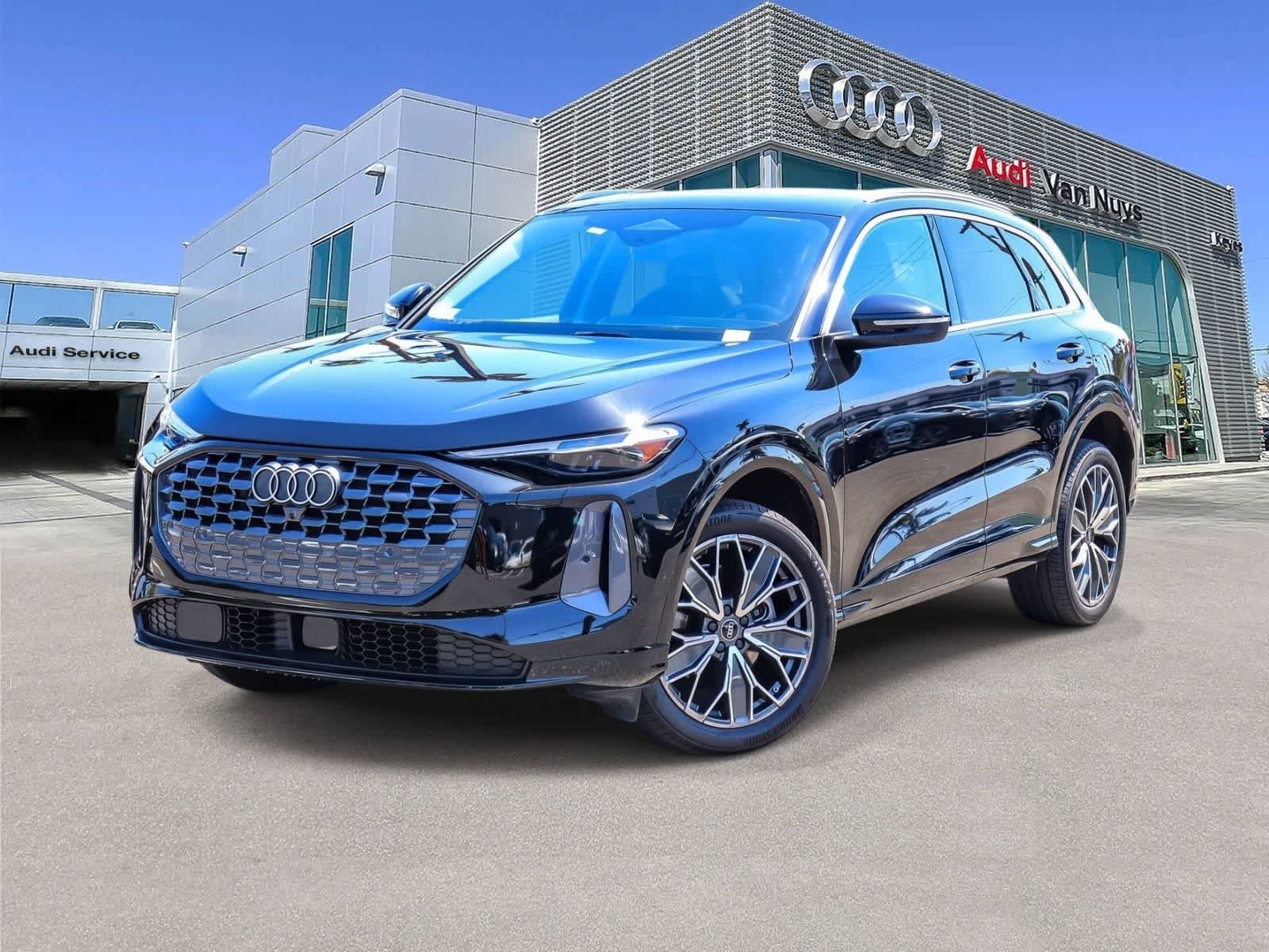 Used 2025 Audi Q5 Premium Plus w/ Premium Plus