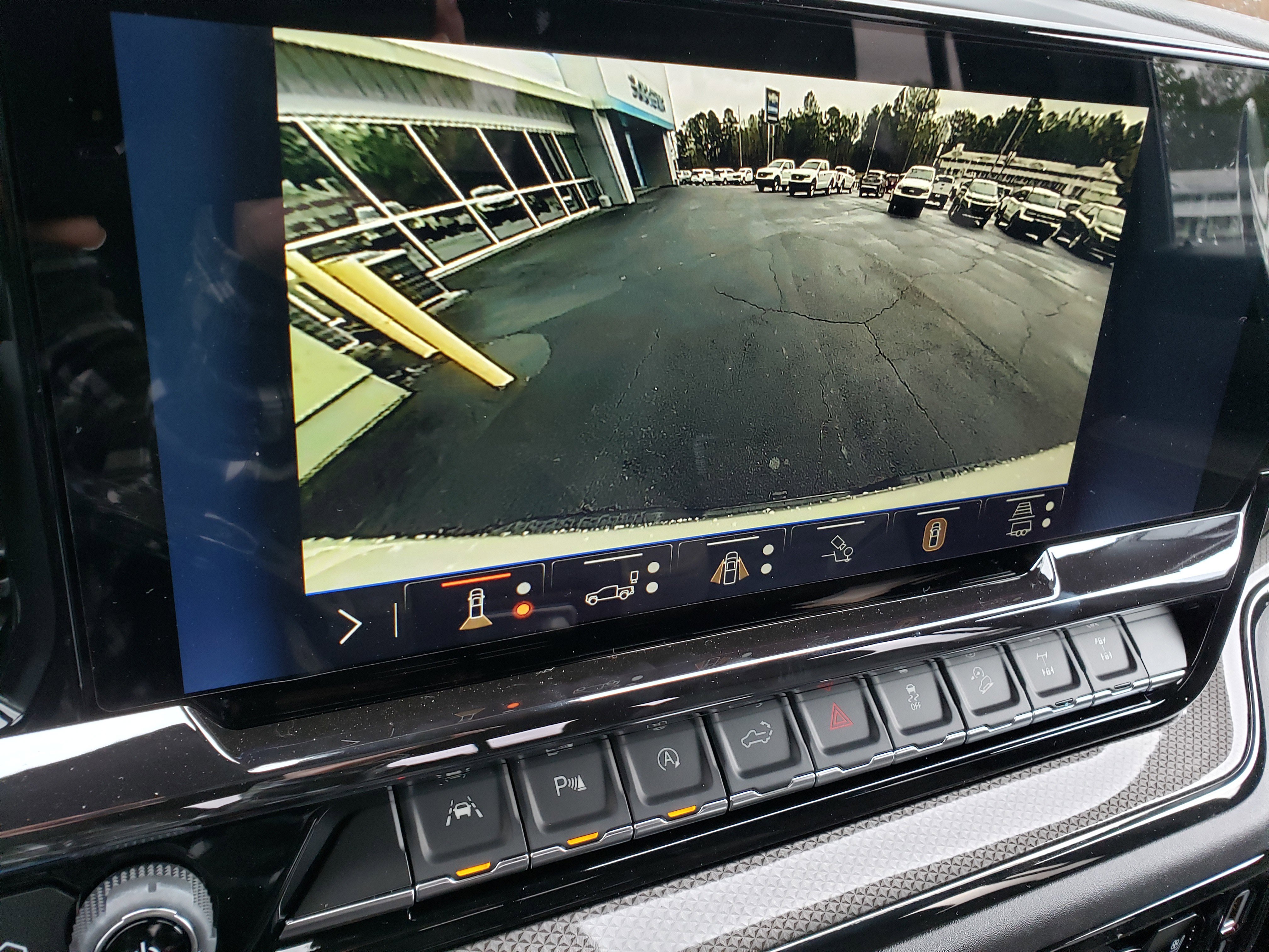 New 2026 Chevrolet Silverado 1500 ZR2 w/ LPO, Dark Essentials Package image 39