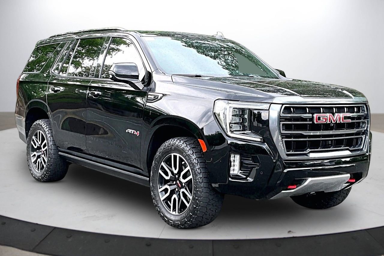 Used 2023 GMC Yukon AT4 w/ Technology Package AWD/4WD image 2