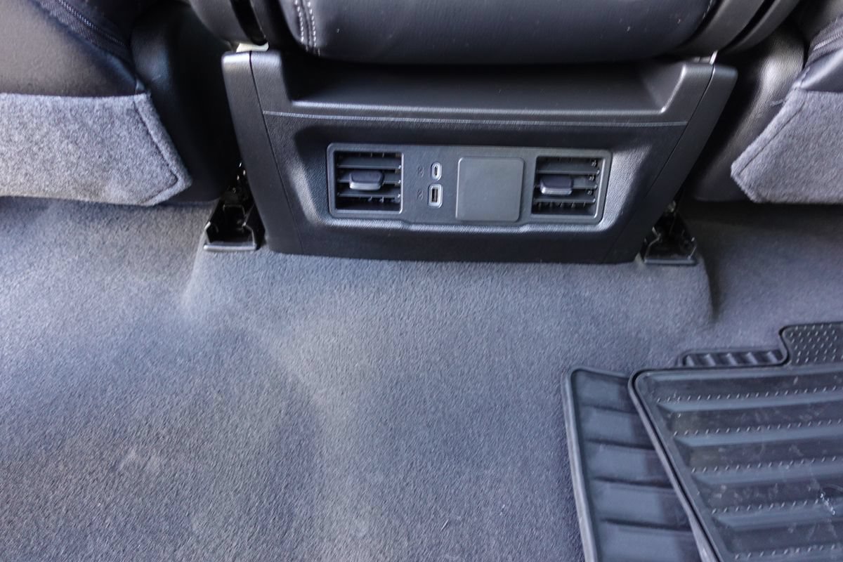 Used 2024 Chevrolet Silverado 1500 Custom AWD/4WD image 36