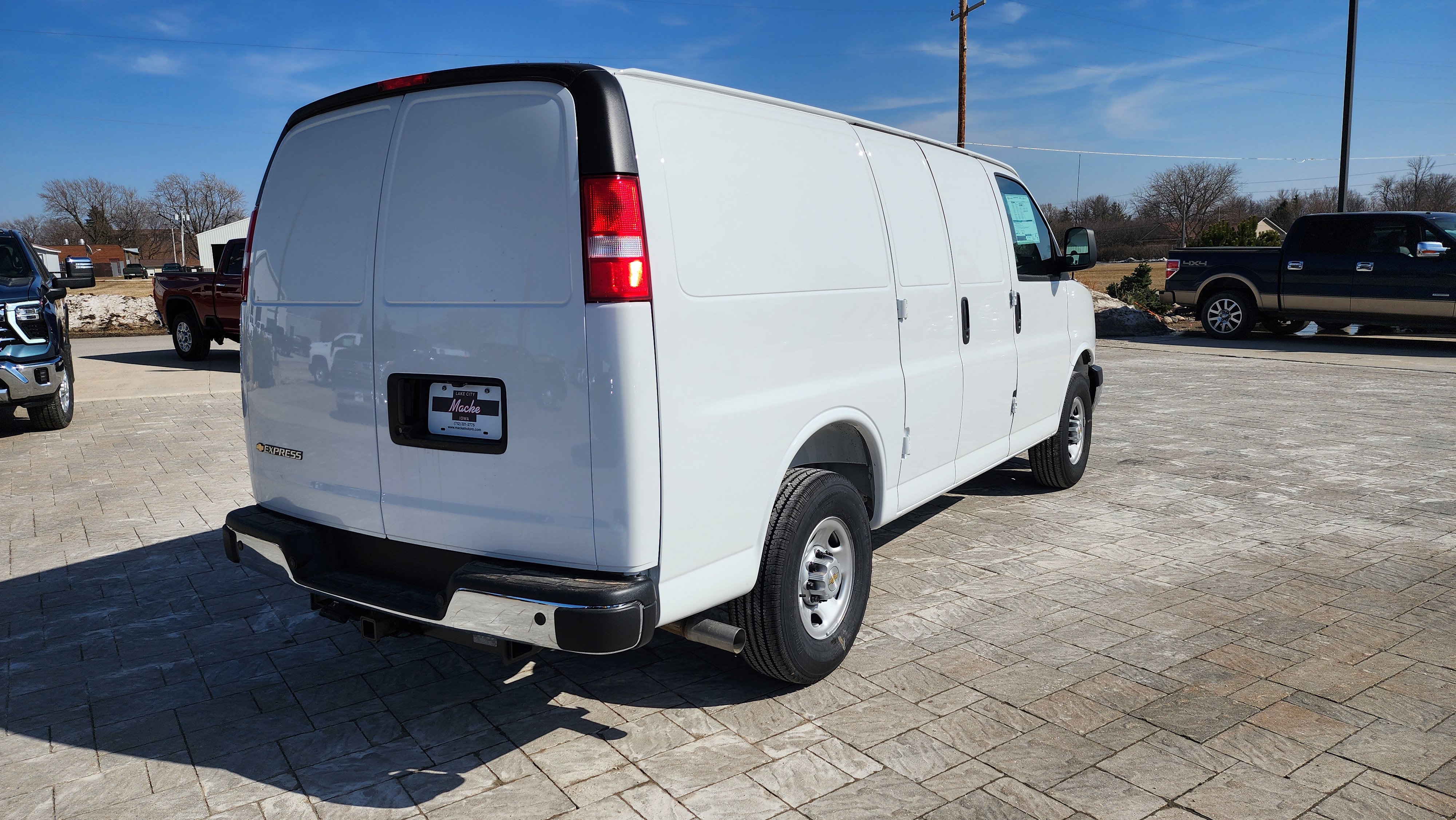 New 2025 Chevrolet Express 2500 w/ Driver Convenience Package image 5