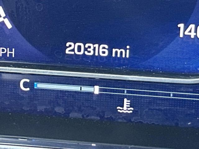 Used 2024 Chevrolet Silverado 1500 LT image 24