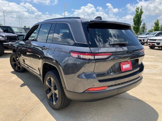 New 2026 Jeep Grand Cherokee Limited AWD/4WD image 8