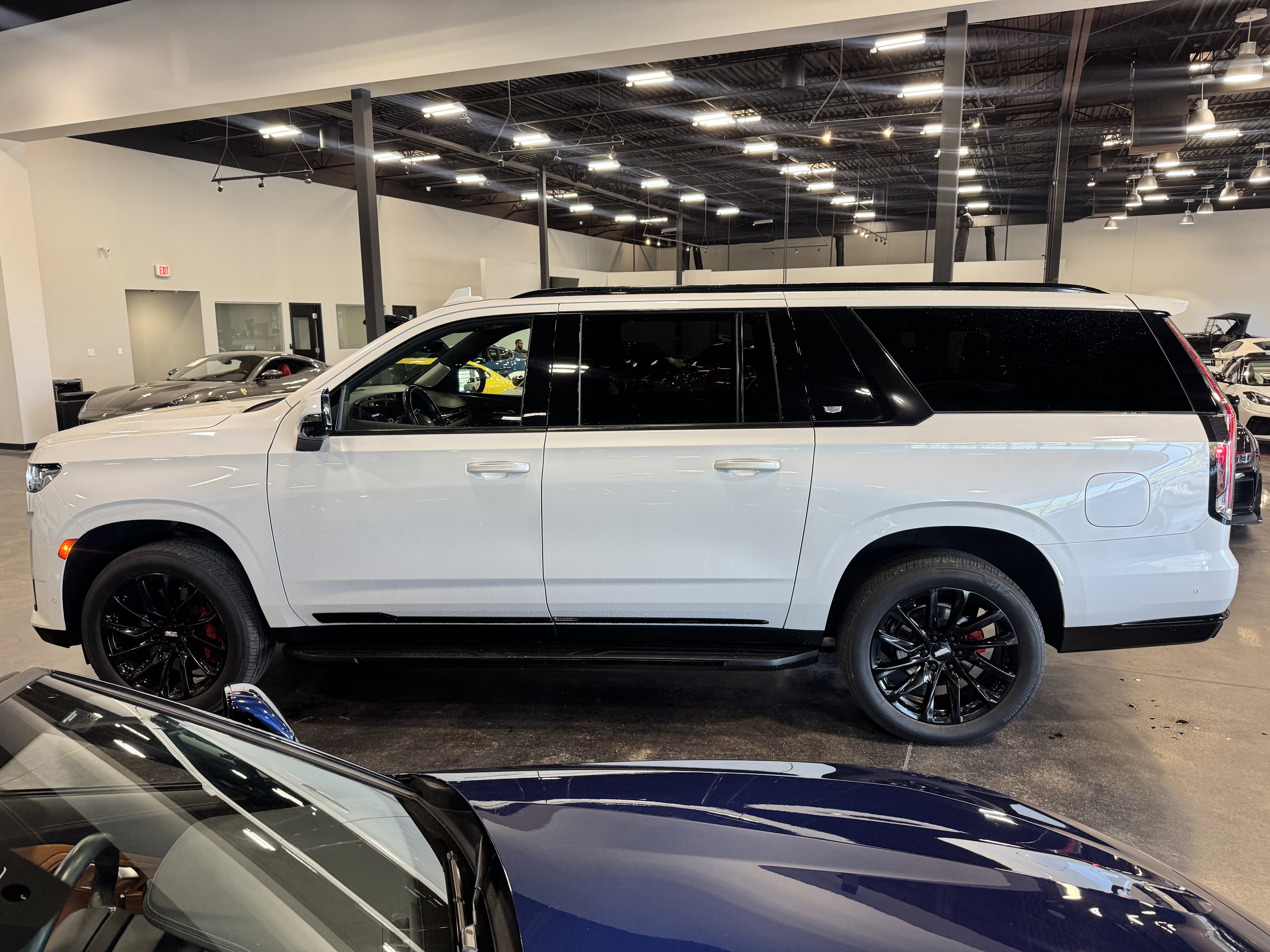 Used 2021 Cadillac Escalade ESV Sport w/ Driver Assist Tech Package image 6