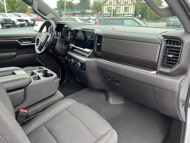 Used 2022 Chevrolet Silverado 1500 LT image 16