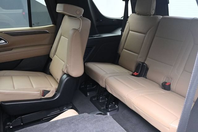 Used 2023 Chevrolet Tahoe Premier w/ Premium Package AWD/4WD image 21